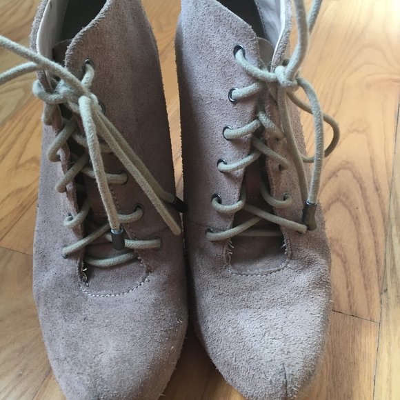 Zara Lace-Up Suede Ankle Boots - Picture 5 of 7